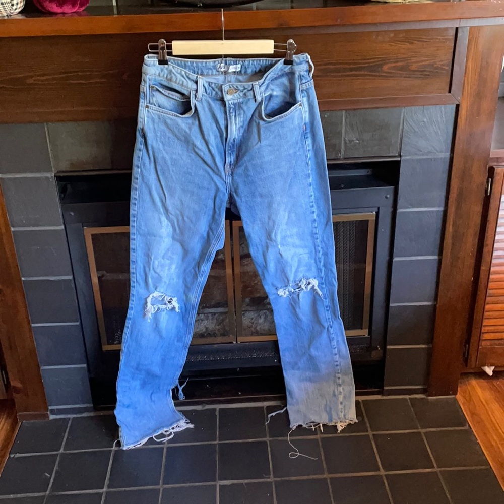 Zara 90s Relaxed High Rise Jean- size 12